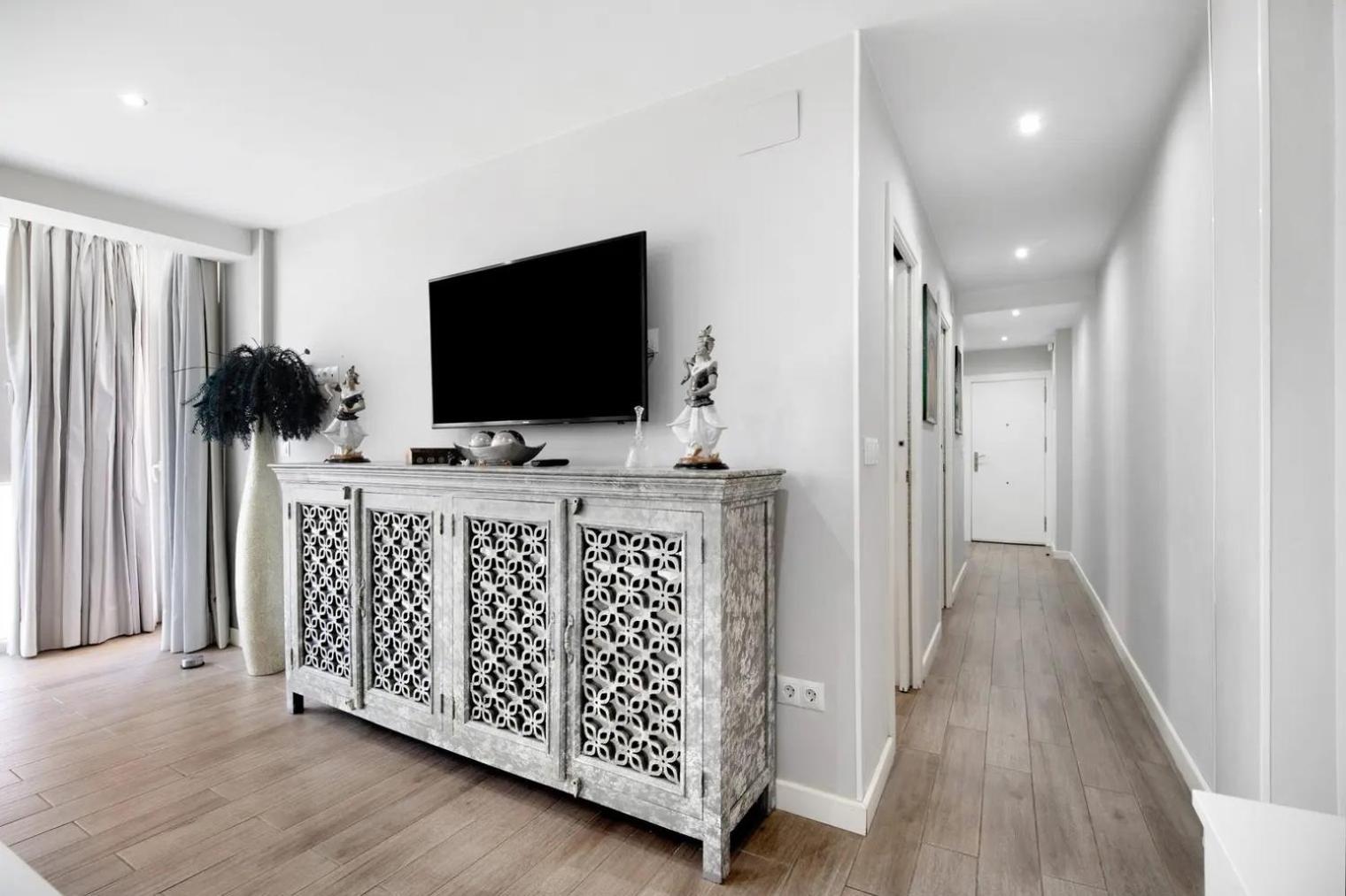 Cozy Room In Stylish Flat Just Steps From The Beach Cádis Exterior foto
